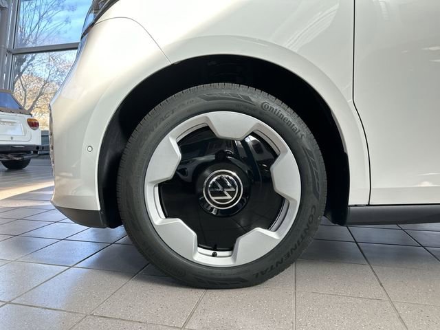 New 2025 Volkswagen ID. Buzz Pro S image 11