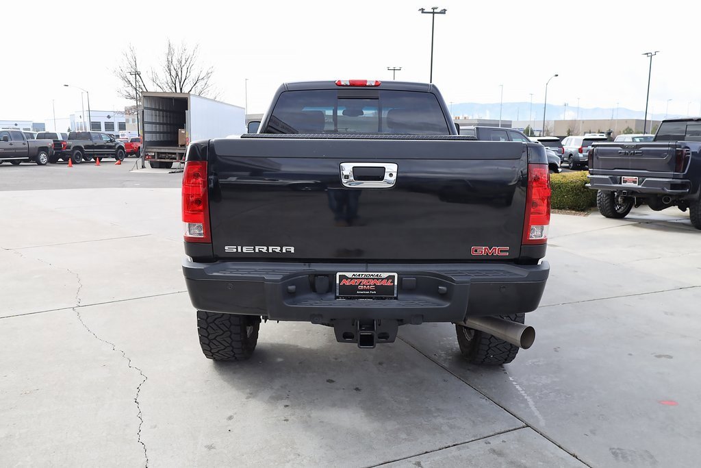 Used 2011 GMC Sierra 3500 Denali image 5