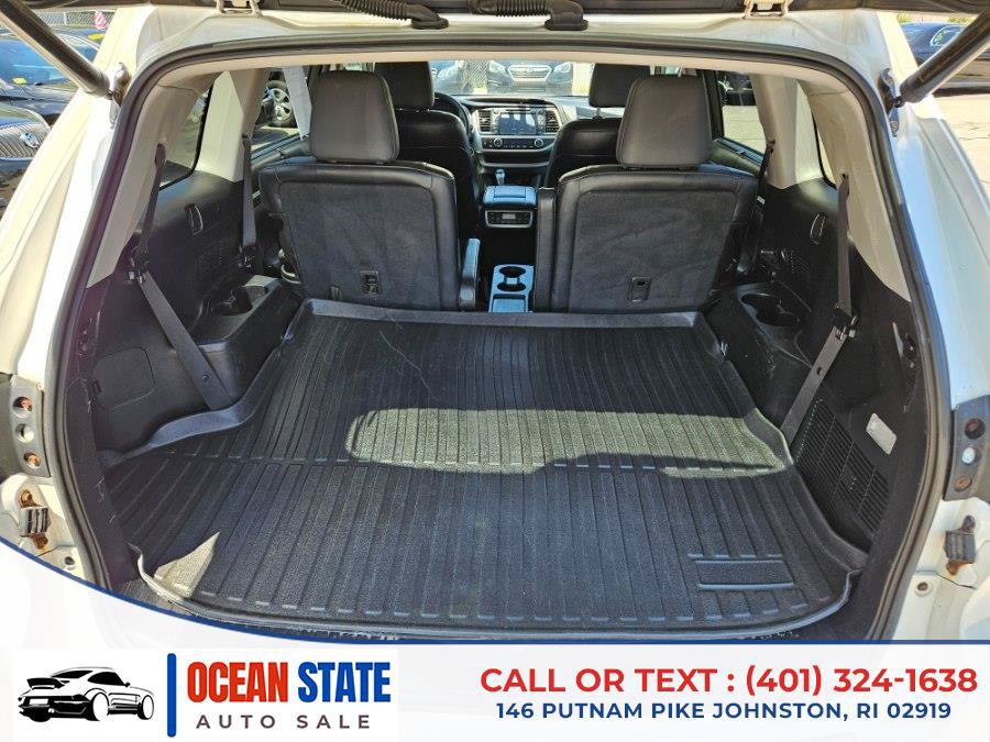Used 2015 Toyota Highlander Limited Platinum AWD/4WD image 23