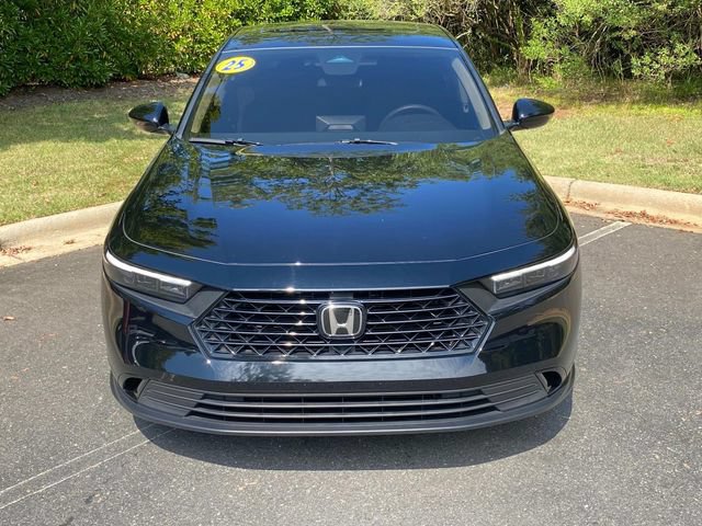 Used 2025 Honda Accord SE image 2