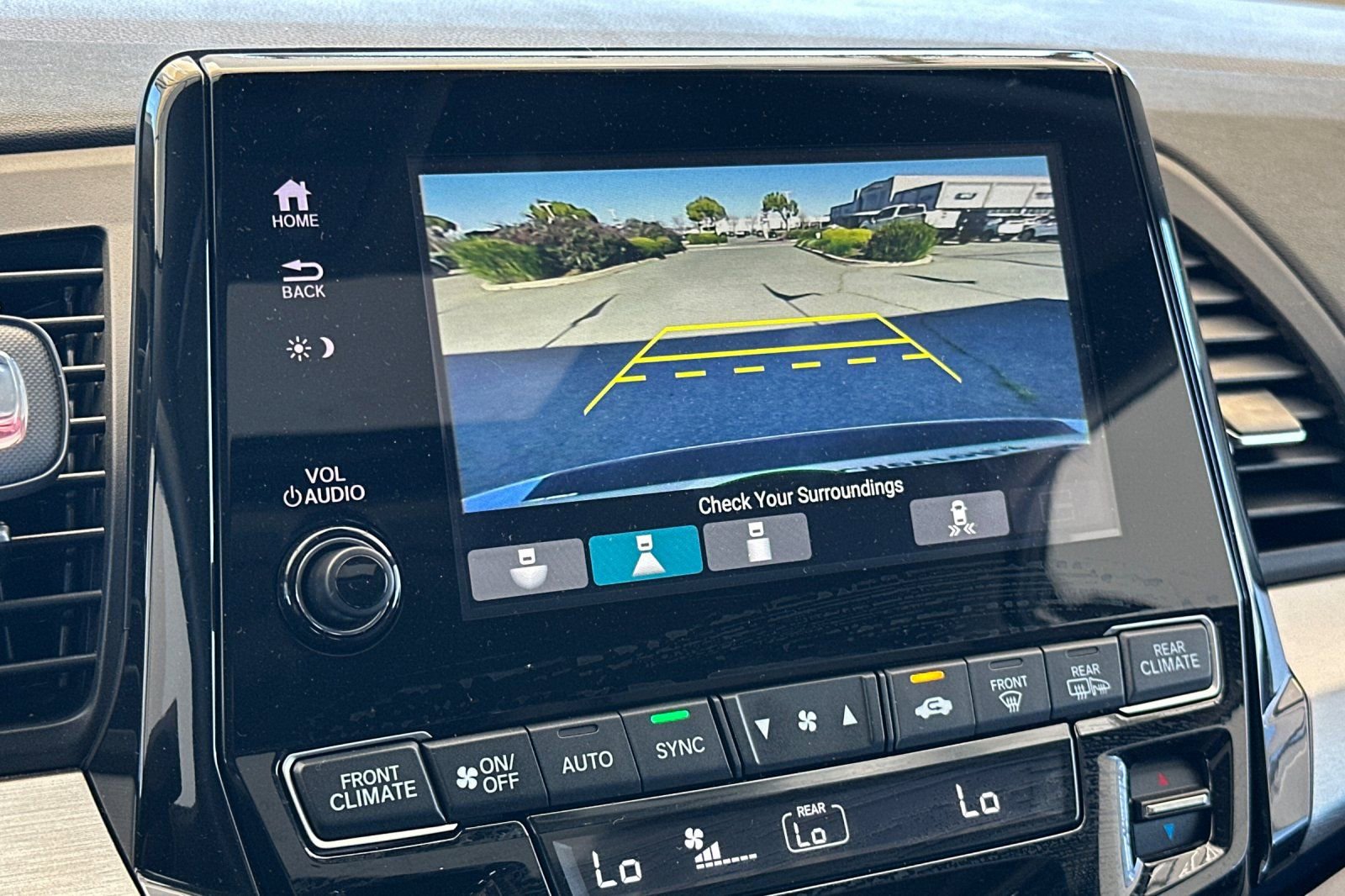 Certified 2024 Honda Odyssey Touring image 21