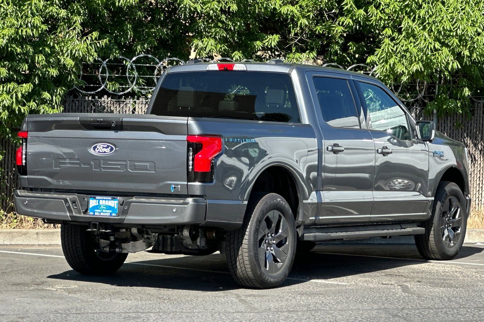 Used 2025 Ford F150 Lightning Flash image 3