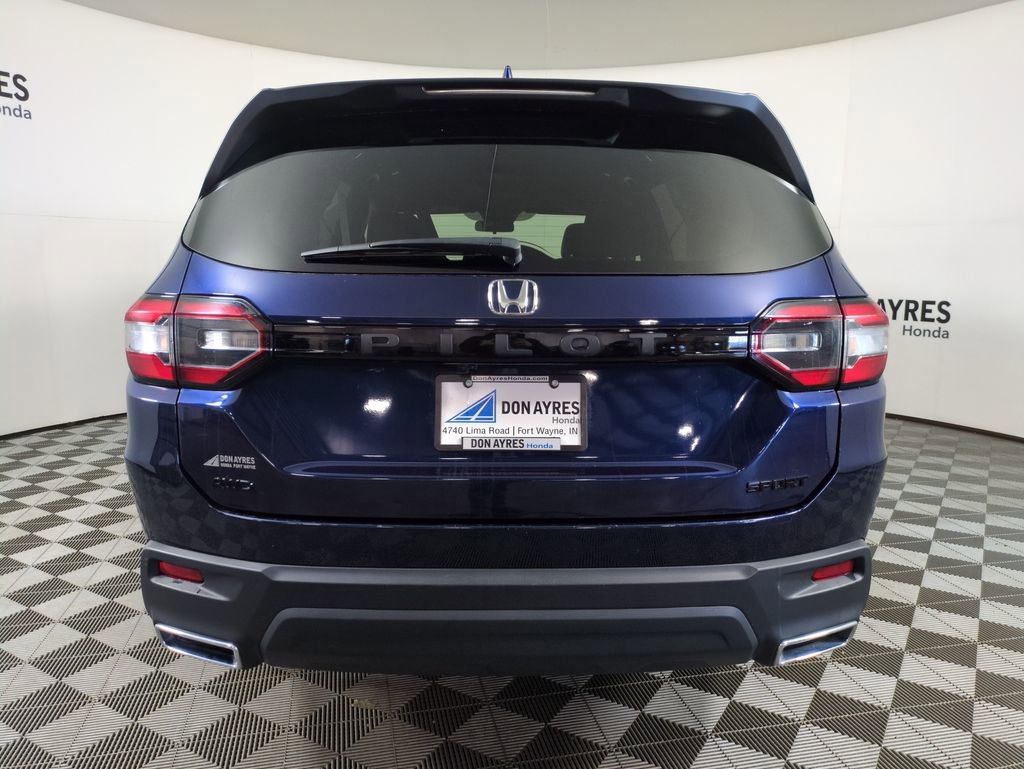 Certified 2023 Honda Pilot Sport image 5