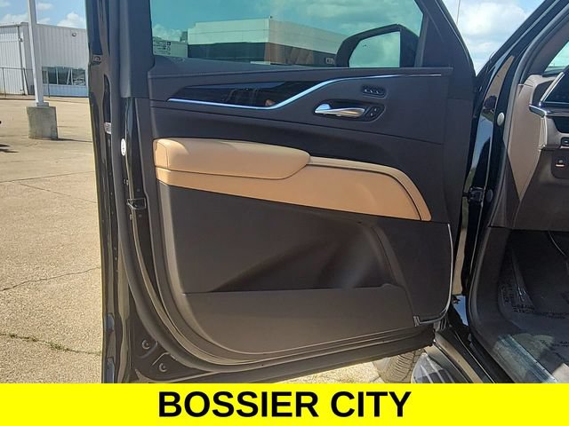 Certified 2023 Cadillac Escalade Premium Luxury w/ LPO, Radiant Package RWD image 23