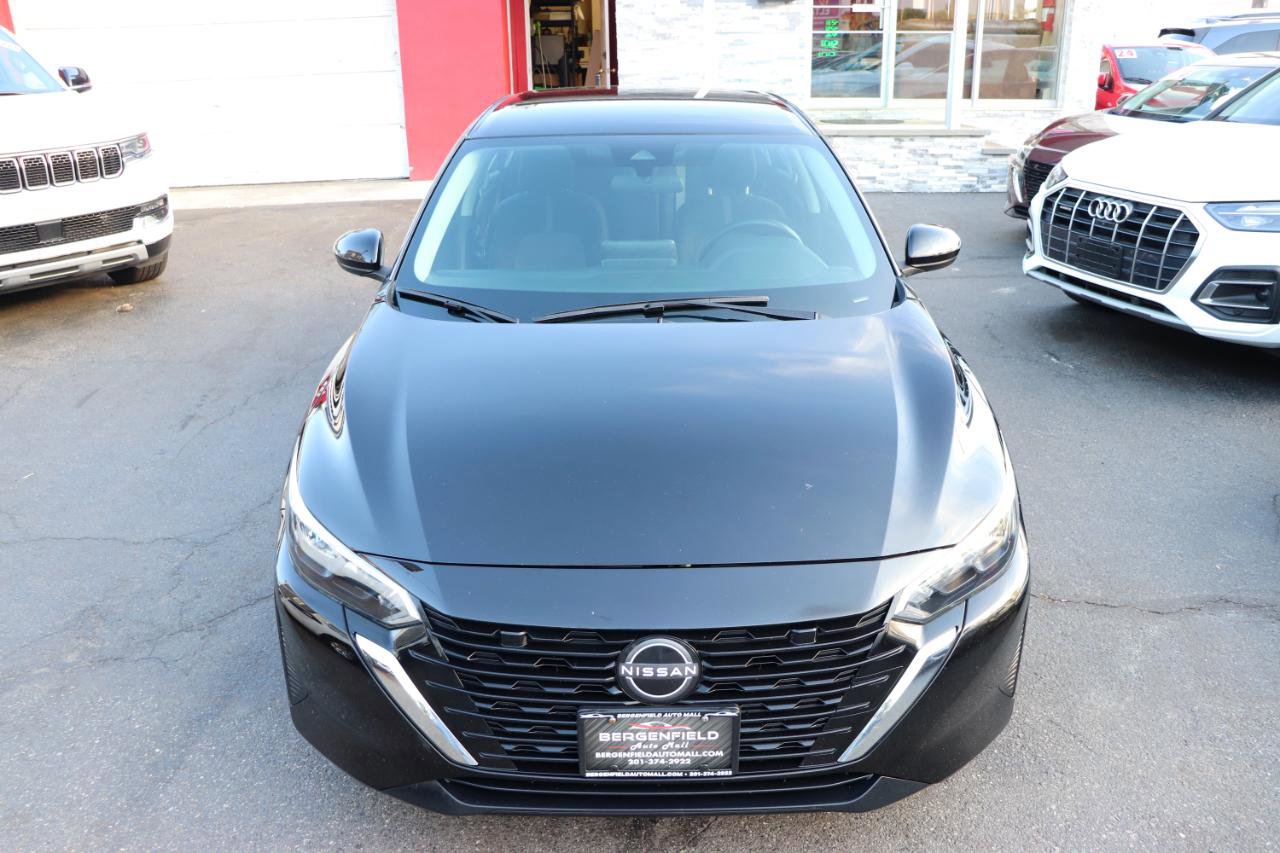 Used 2024 Nissan Sentra SV FWD image 9