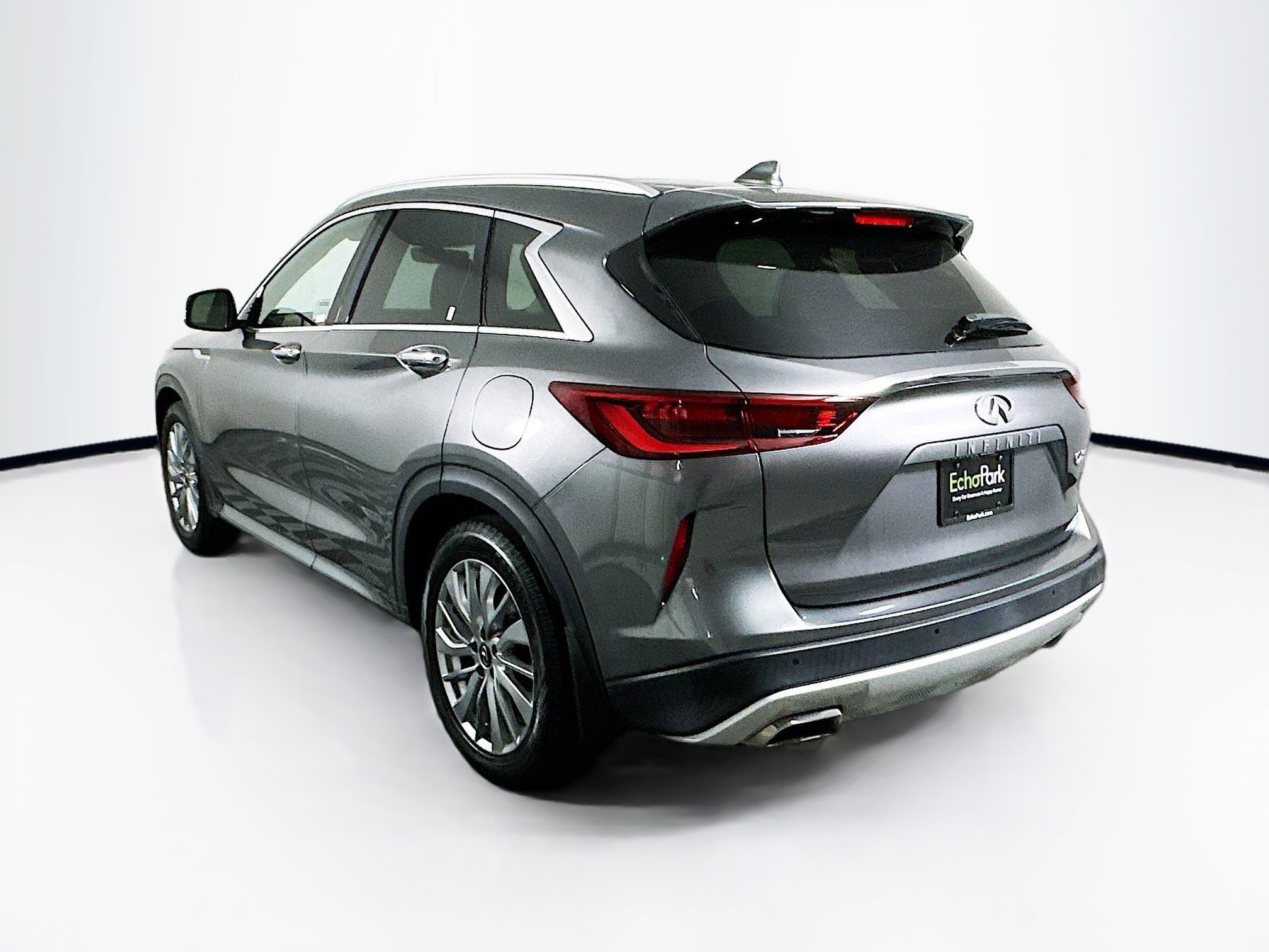 Used 2023 INFINITI QX50 Luxe image 5