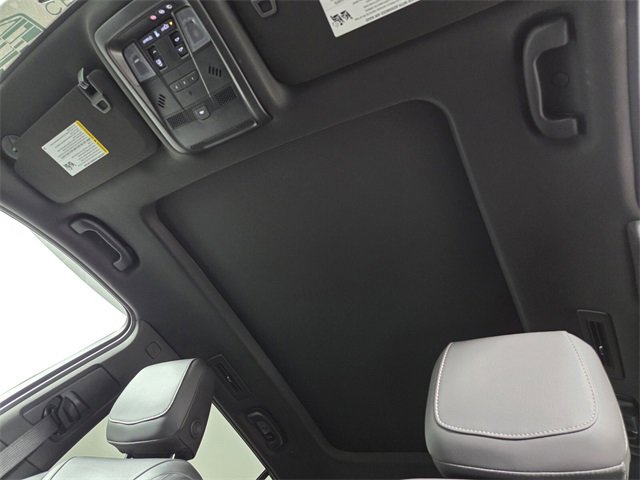 Certified 2025 Cadillac XT6 Premium Luxury image 21