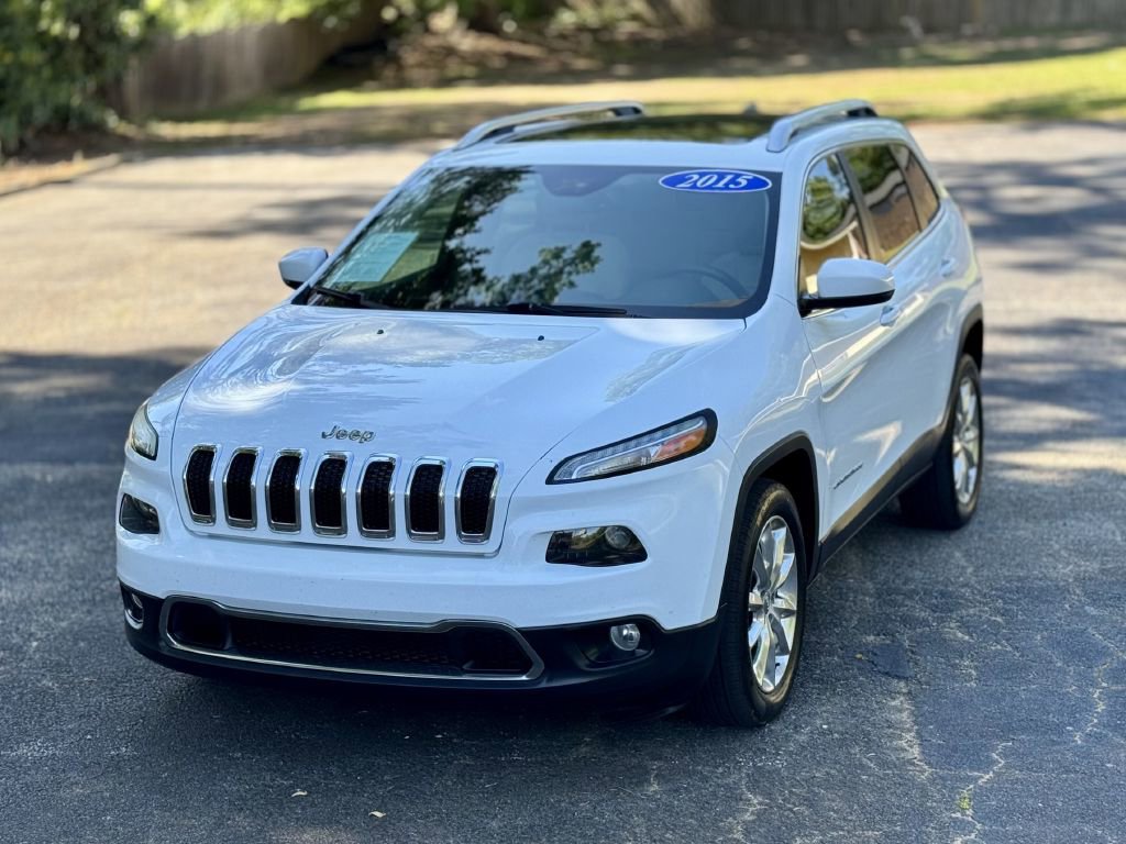 Used 2015 Jeep Cherokee Limited w/ Luxury Group FWD image 21
