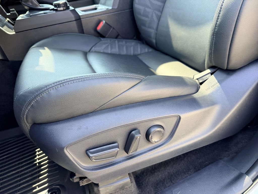 Used 2024 Toyota Tacoma TRD Off-Road w/ TRD Off Road Premium Package AWD/4WD image 18