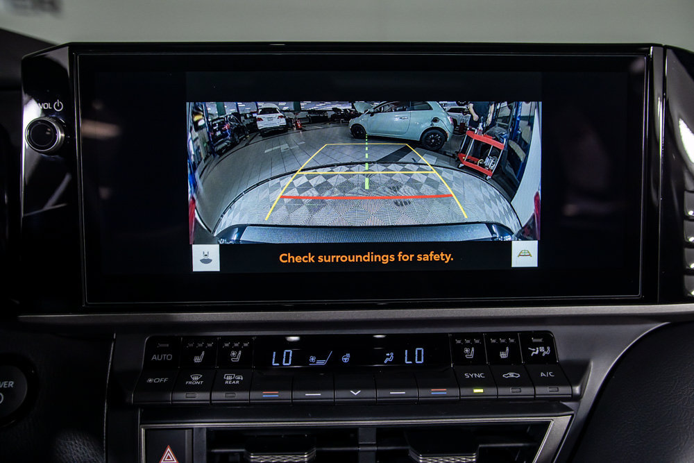 Used 2026 Toyota Camry XSE w/ Premium Package FWD image 25
