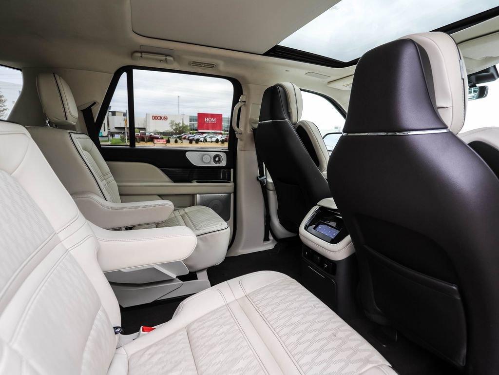 Used 2022 Lincoln Navigator Black Label AWD/4WD image 26