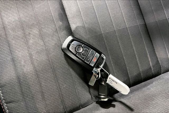 Used 2025 Ford Explorer ST-Line w/ ST-Line Street Pack AWD/4WD image 32