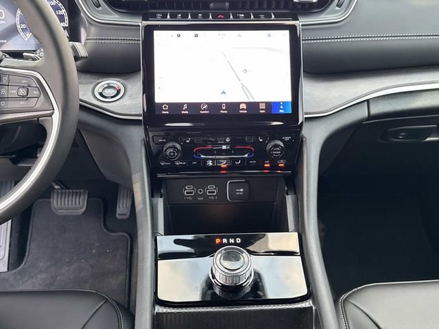 New 2025 Jeep Grand Cherokee L Limited w/ Black Appearance Package RWD image 18