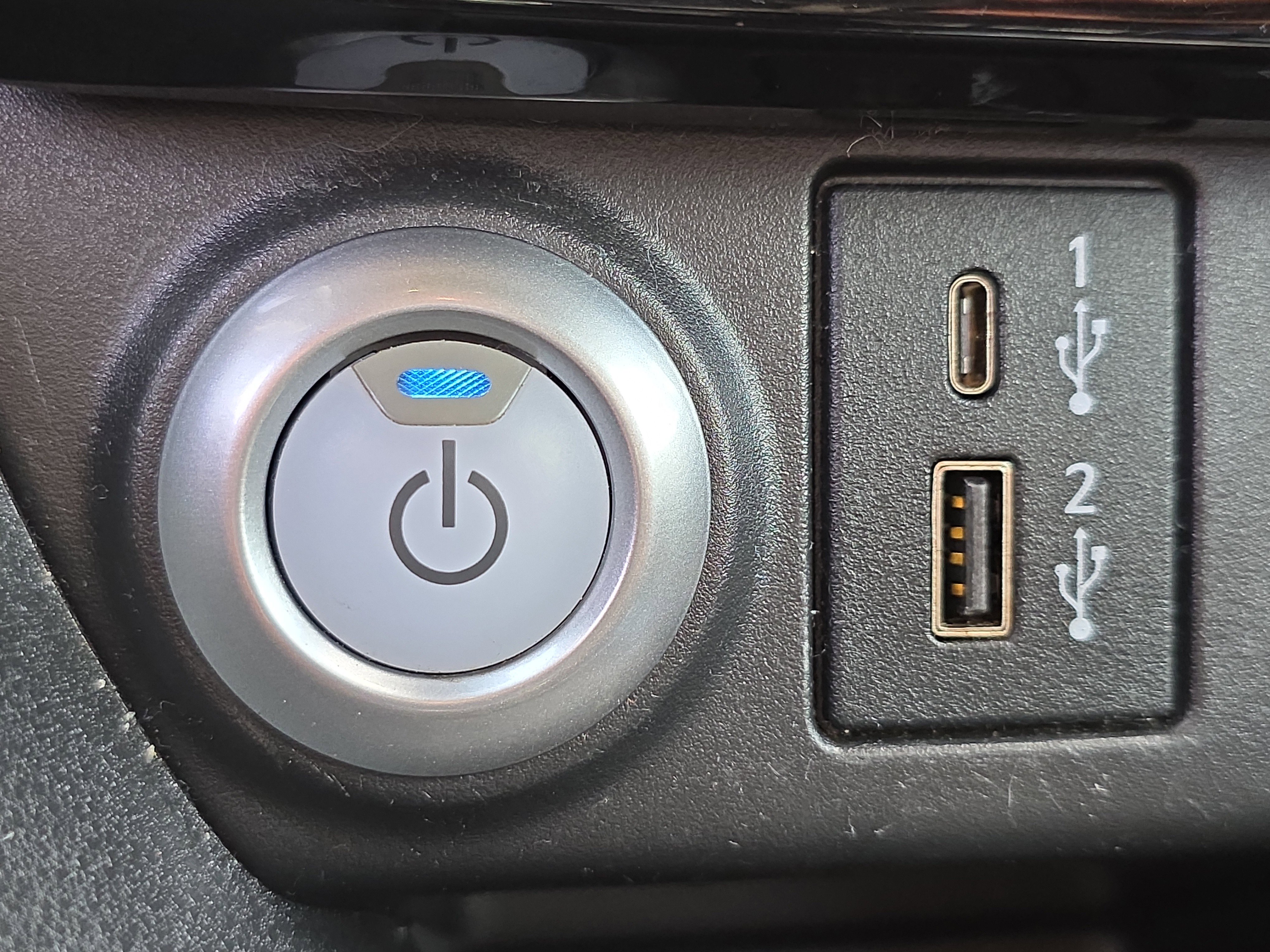 Used 2020 Nissan Leaf SL Plus image 32