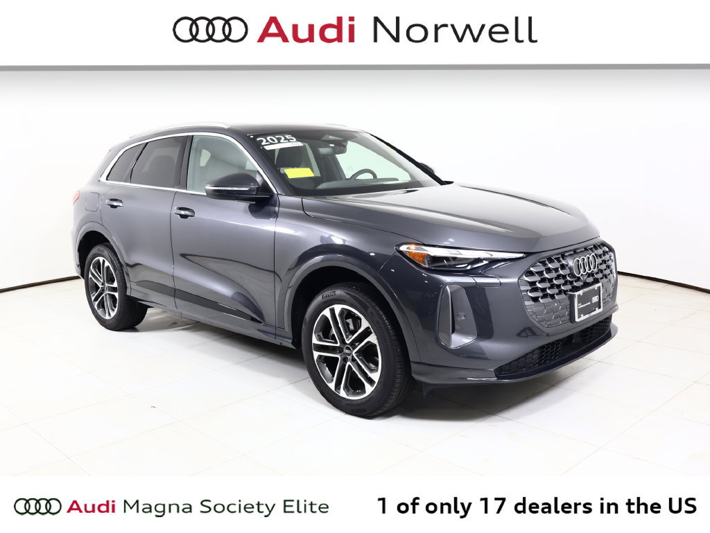 Certified 2025 Audi Q5 Premium w/ Convenience Package AWD/4WD image 1