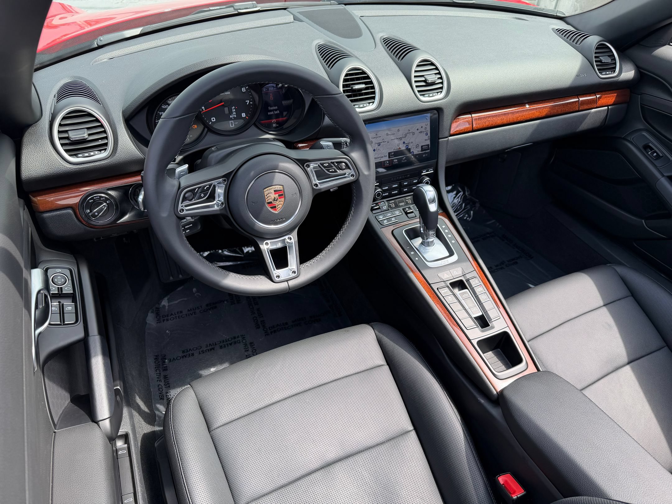 Certified 2025 Porsche 718 Boxster RWD image 4