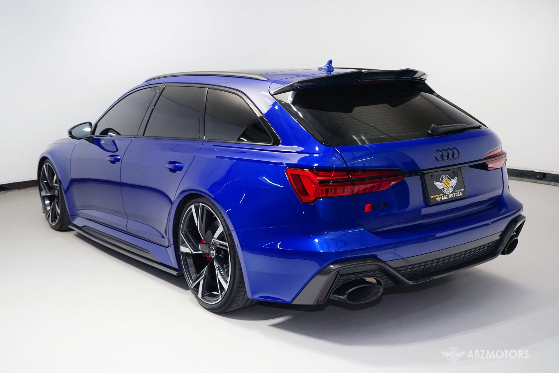 Used 2022 Audi RS 6 AWD/4WD image 7