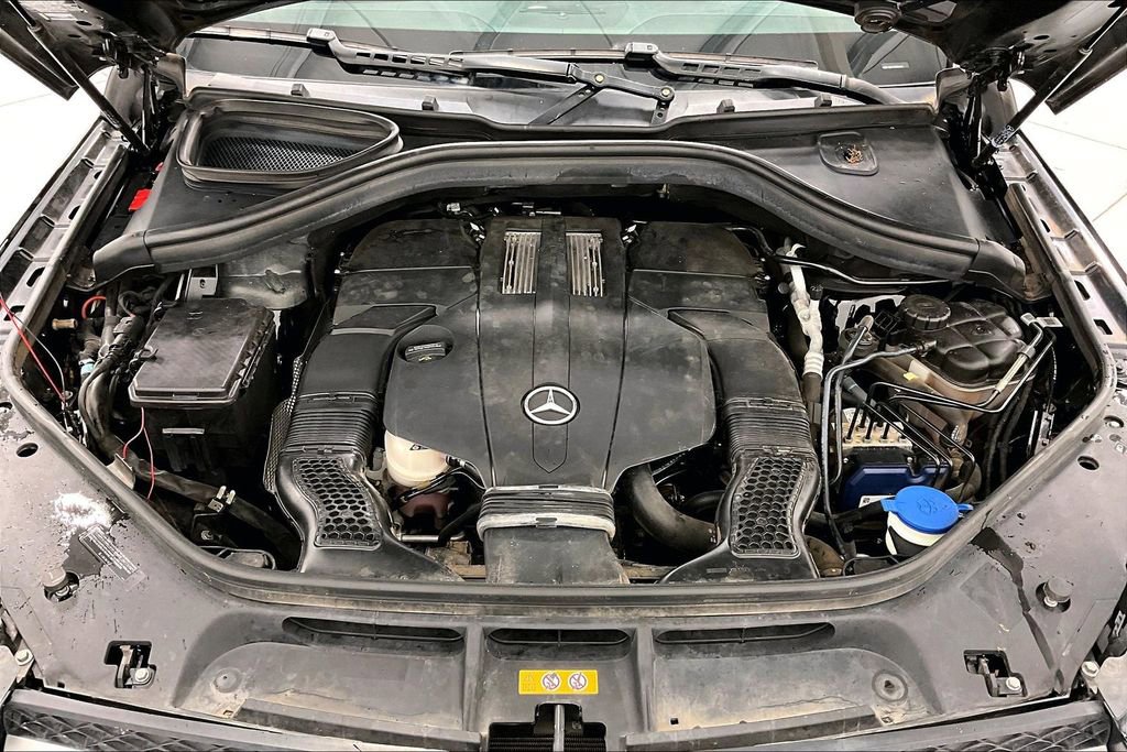 Used 2017 Mercedes-Benz GLS 450 4MATIC image 12