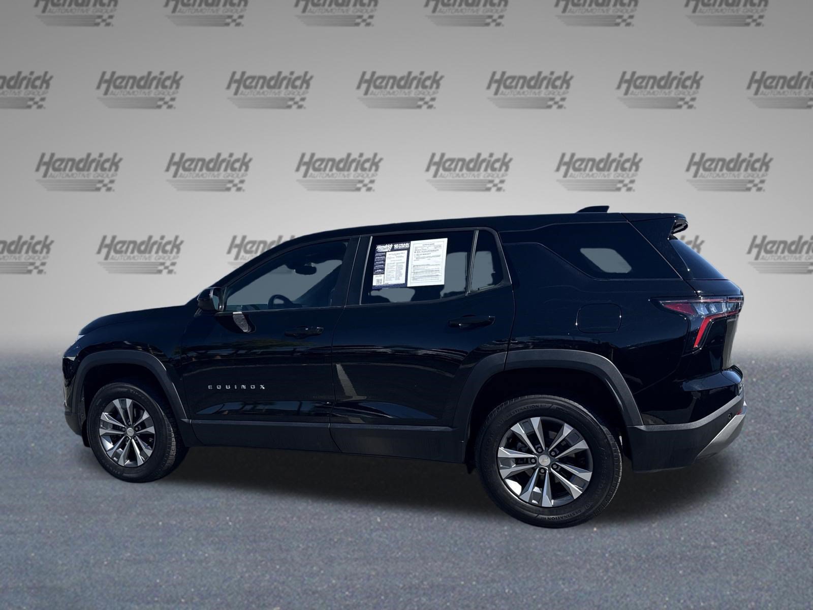 Used 2026 Chevrolet Equinox LT FWD image 7