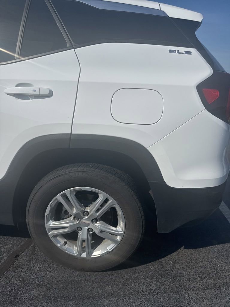 Used 2022 GMC Terrain SLE AWD/4WD image 7