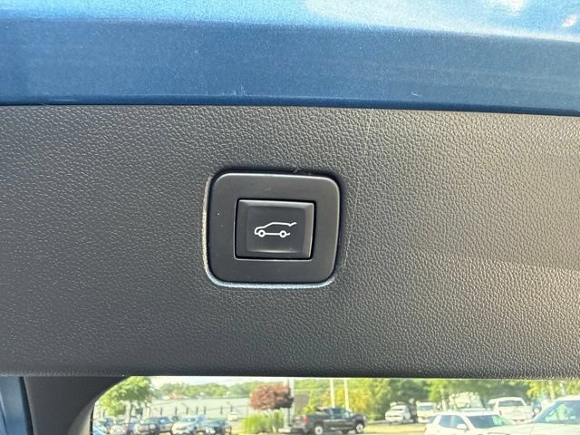 Used 2024 Buick Envista Sport Touring w/ Convenience I Package FWD image 23