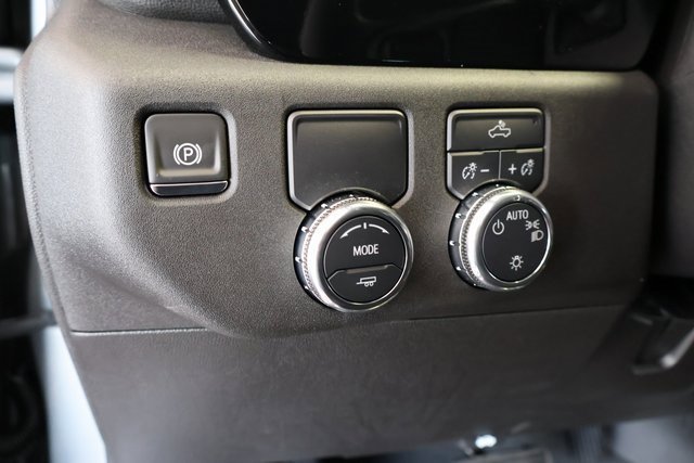 New 2026 GMC Sierra 1500 SLE w/ Preferred Package image 18