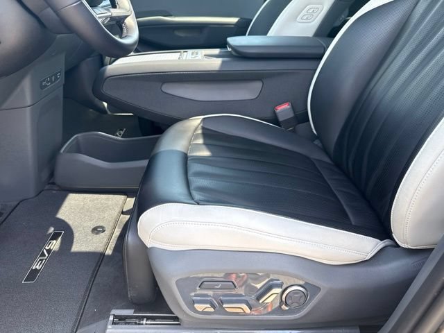 Certified 2024 Kia EV9 GT-Line AWD/4WD image 23