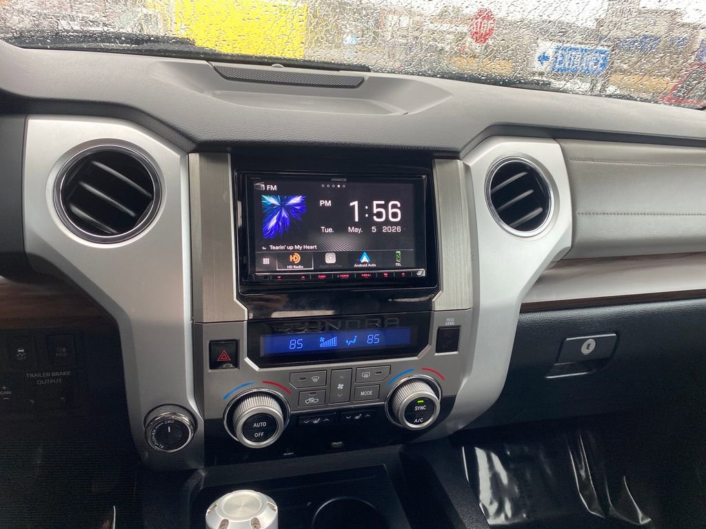 Used 2018 Toyota Tundra Limited w/ Limited Premium Package AWD/4WD image 17