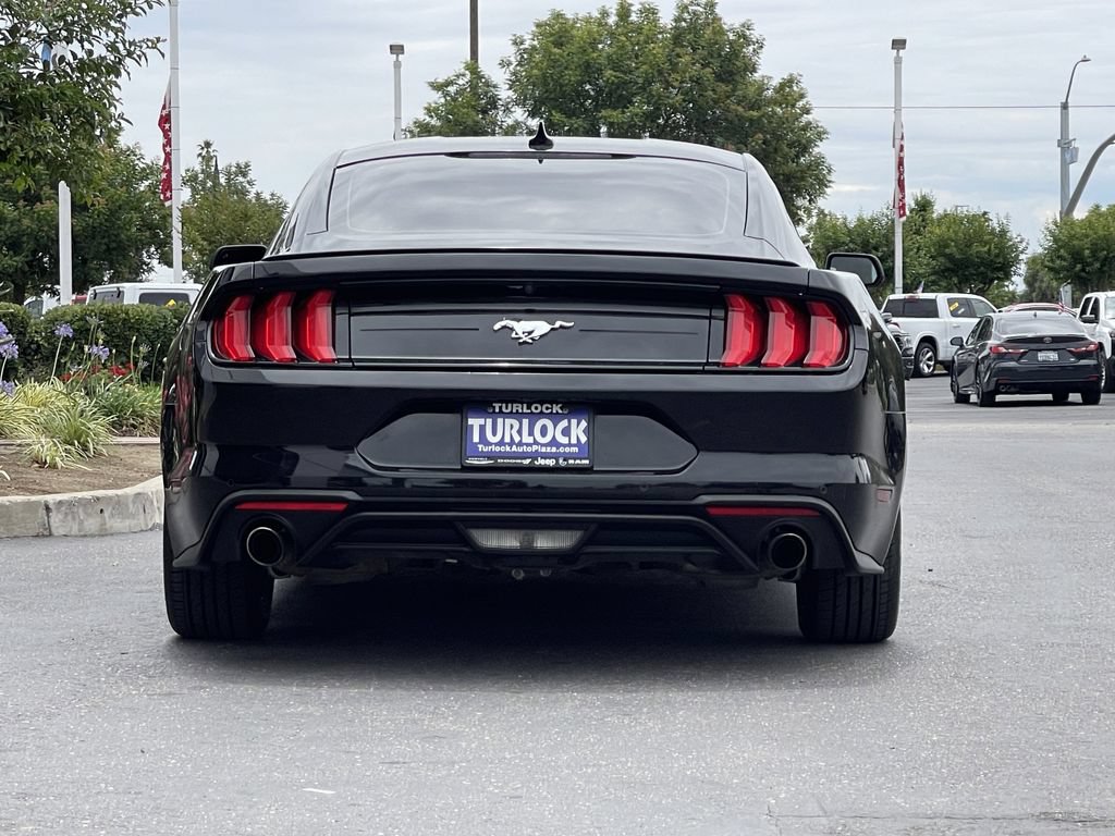 Used 2023 Ford Mustang Premium RWD image 4