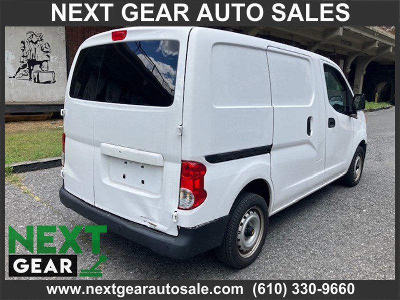 Used 2018 Chevrolet City Express LT image 4