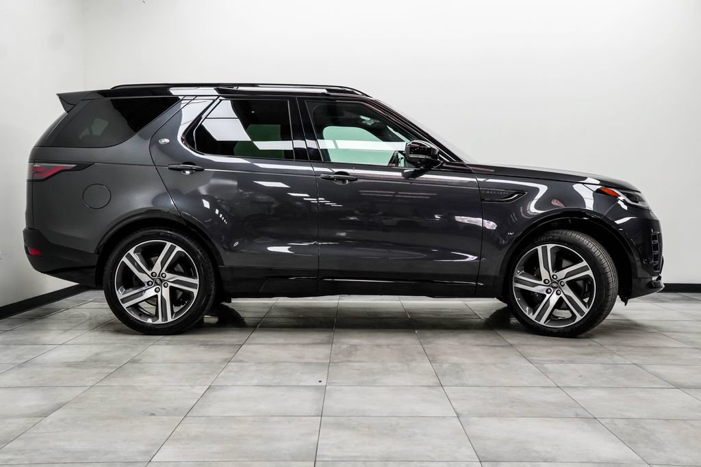 Used 2023 Land Rover Discovery Metropolitan Edition AWD/4WD image 10