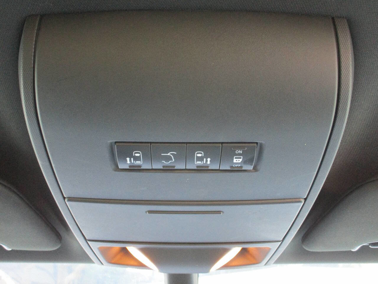 Used 2019 Dodge Grand Caravan SXT image 20