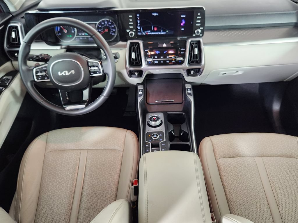 Used 2023 Kia Sorento EX AWD/4WD image 24