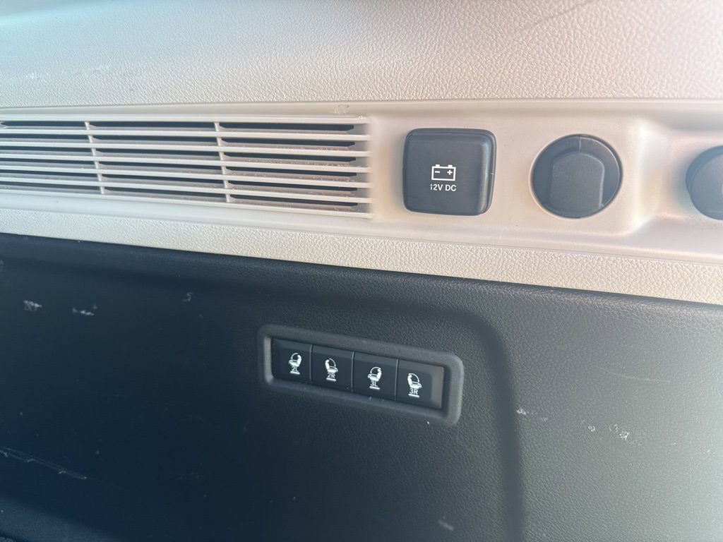 Used 2023 Jeep Wagoneer L 4WD w/ Premium Group I image 21