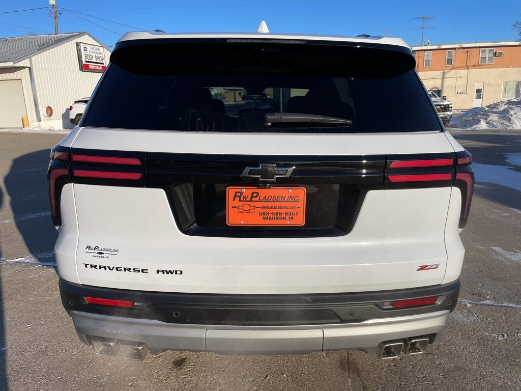 New 2026 Chevrolet Traverse Z71 w/ Driver Confidence Package image 15