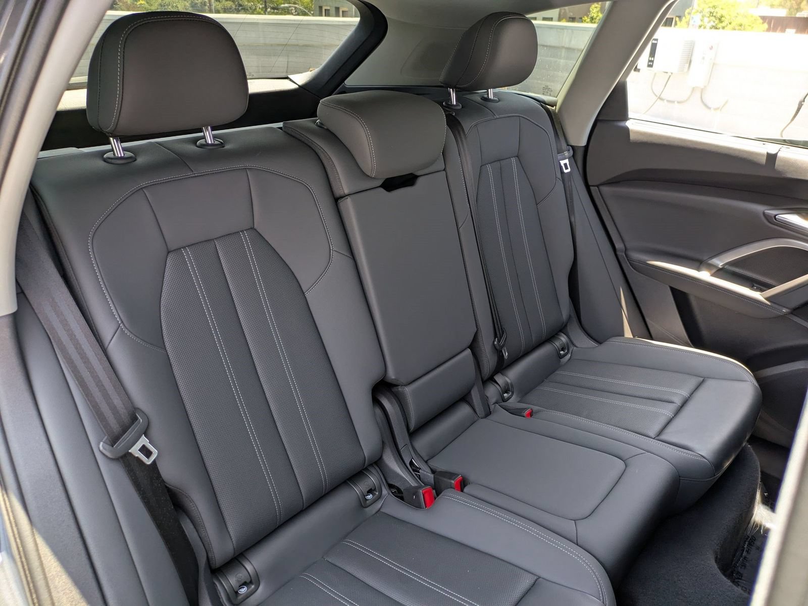 Used 2025 Audi Q5 Premium Plus w/ Premium Plus AWD/4WD image 29