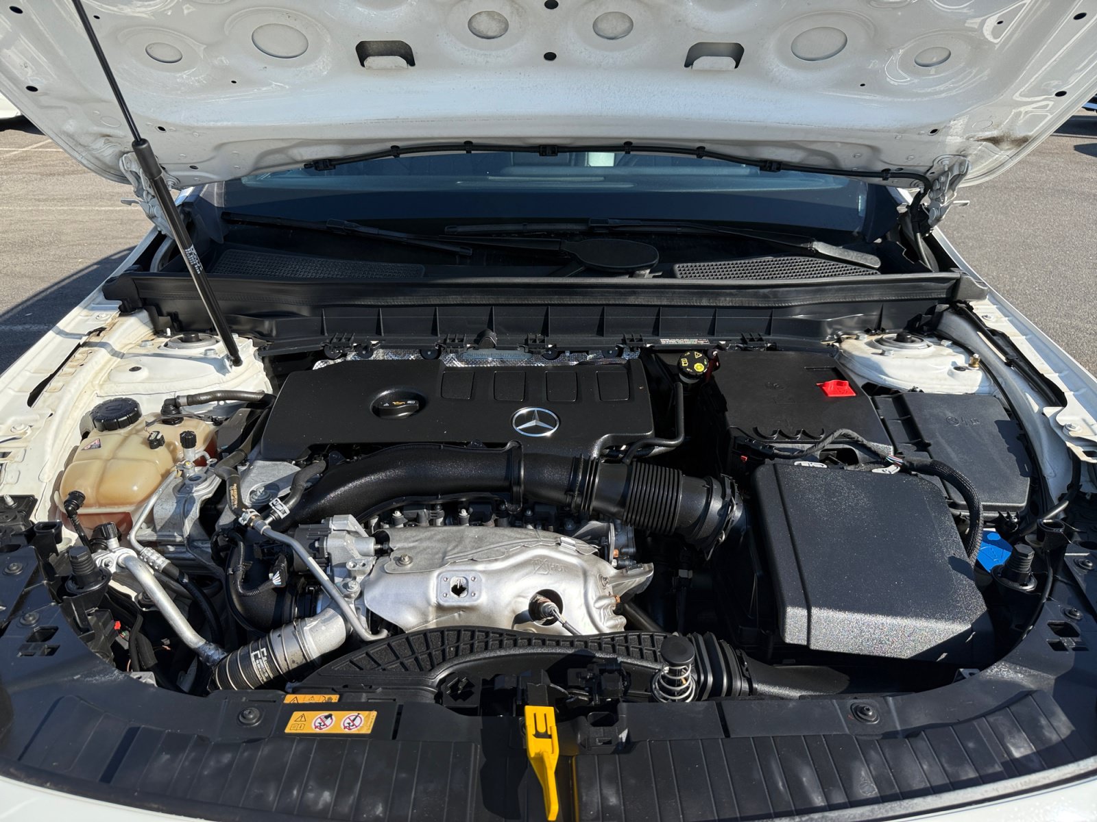 Used 2022 Mercedes-Benz GLB 250 4MATIC image 20