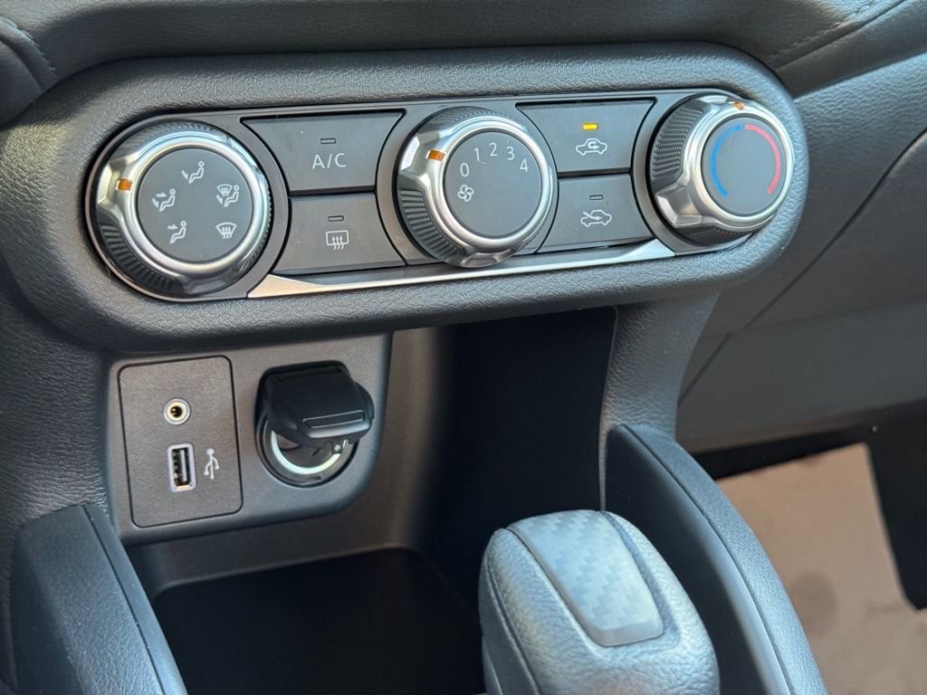 New 2025 Nissan Versa S w/ Trunk Package FWD image 21