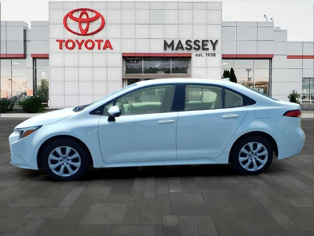 Used 2024 Toyota Corolla LE FWD image 7