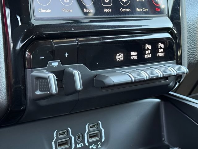 Used 2020 RAM 3500 Lone Star w/ Level 2 Equipment Group AWD/4WD image 21