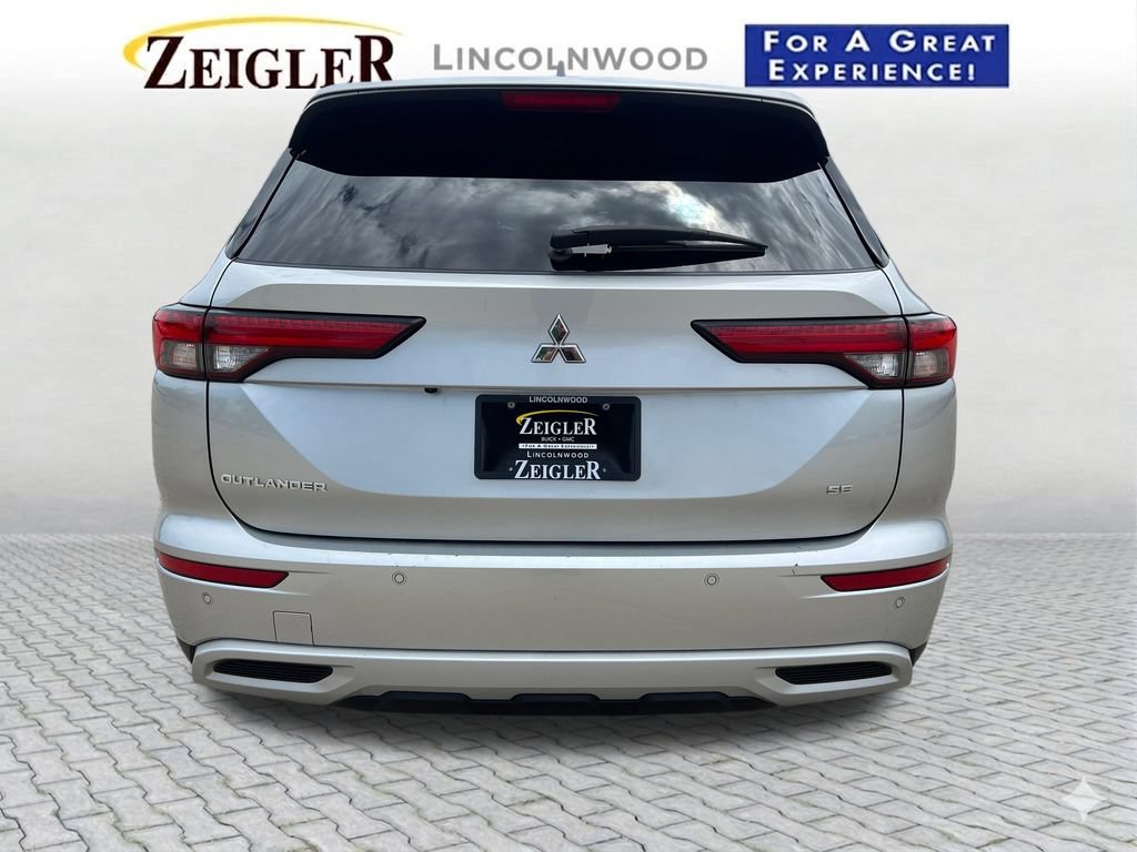 Used 2024 Mitsubishi Outlander SE FWD image 5