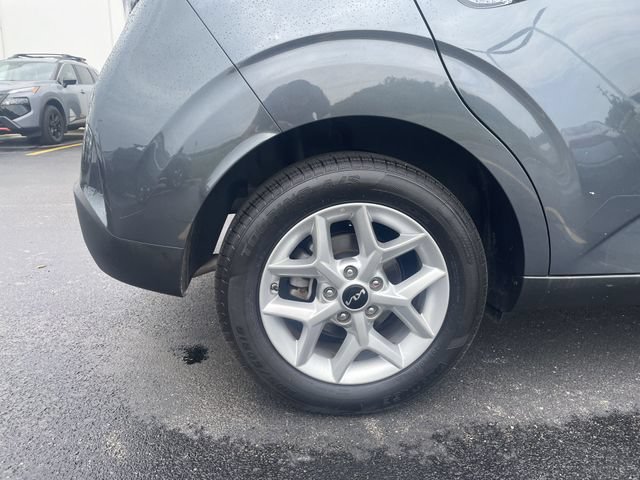 Used 2025 Kia Soul LX w/ LX Technology Package FWD image 35