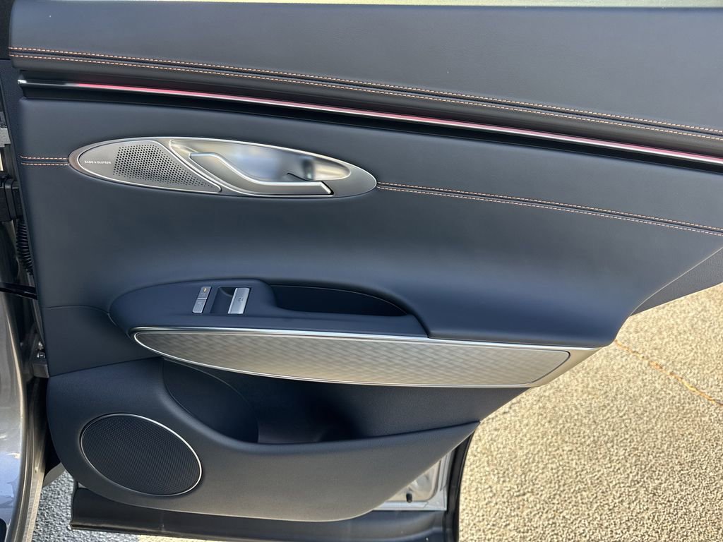 New 2026 Genesis GV70 2.5T Sport Prestige AWD/4WD image 16