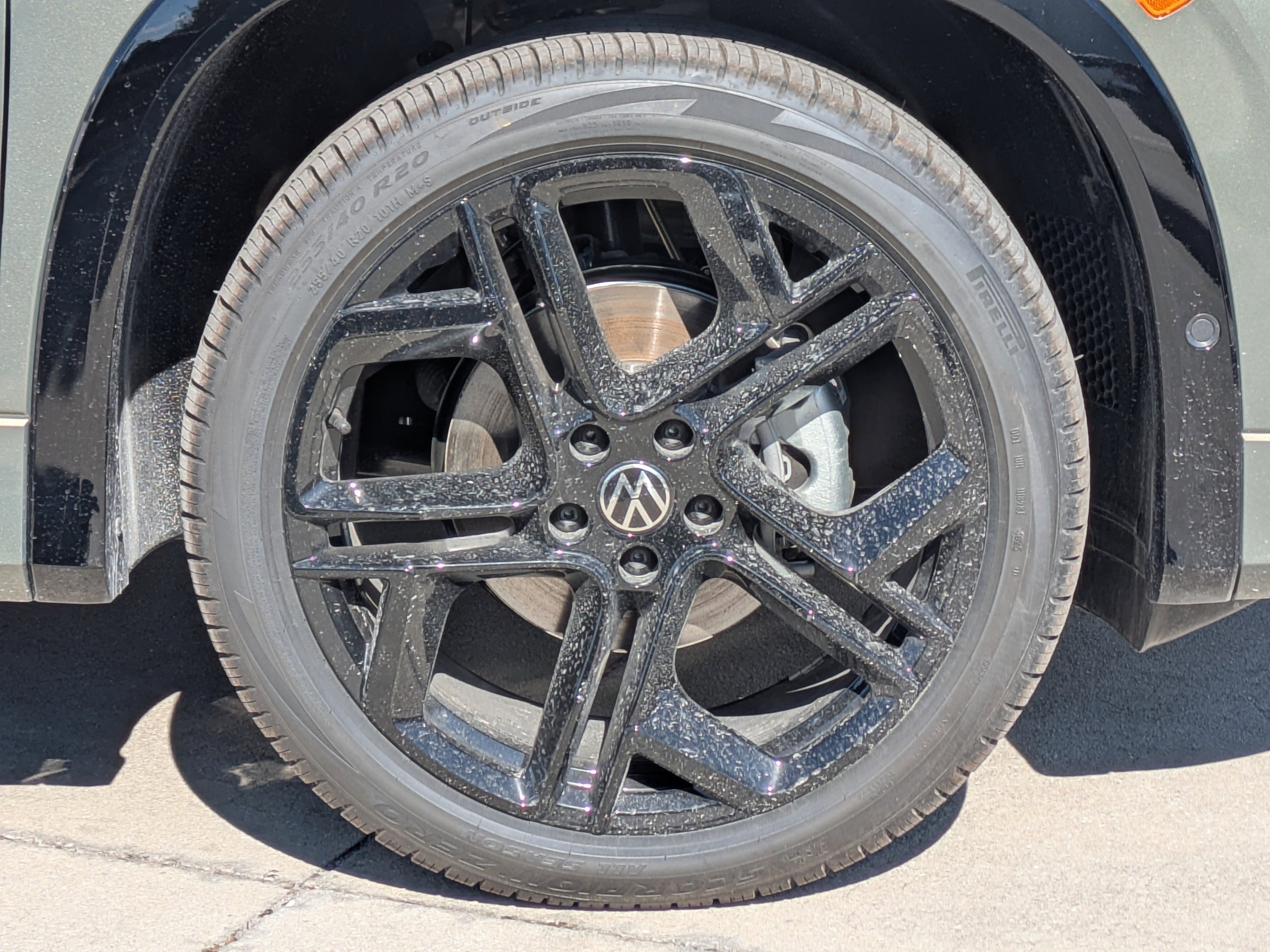 New 2026 Volkswagen Tiguan SE R-Line image 11