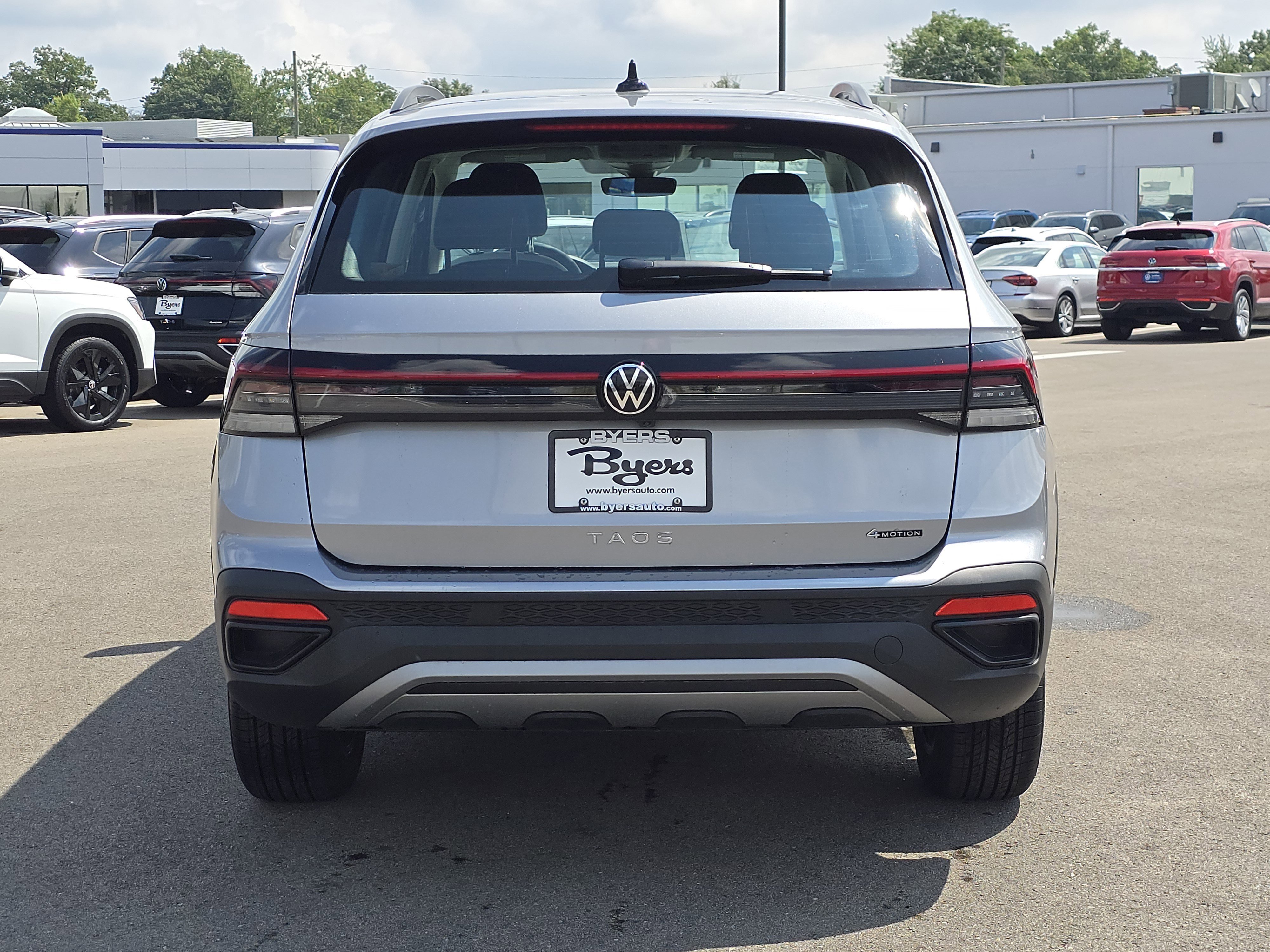 New 2025 Volkswagen Taos S image 33