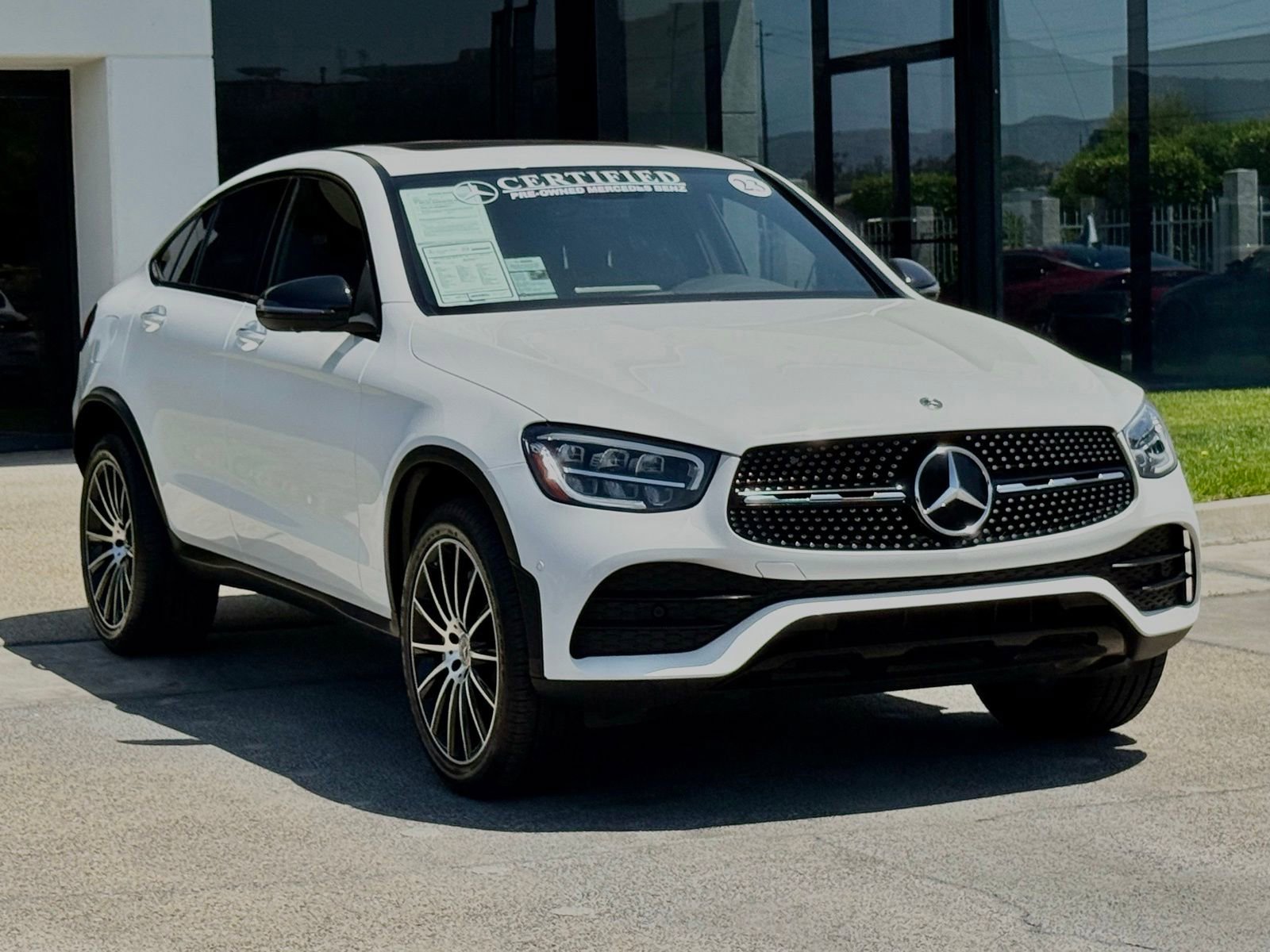 Used 2023 Mercedes-Benz GLC 300 4MATIC Coupe image 8
