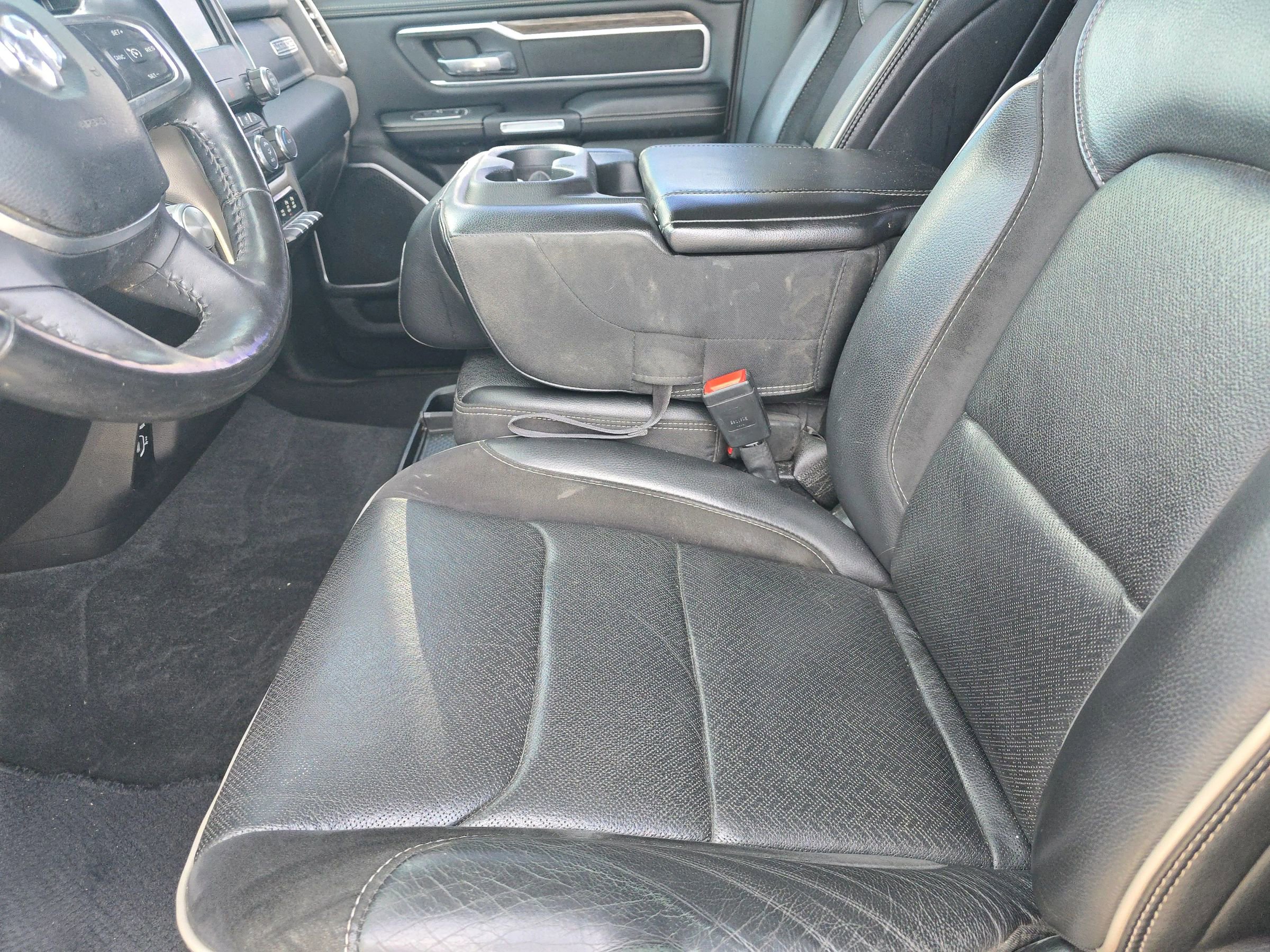 Used 2020 RAM 1500 Laramie image 14