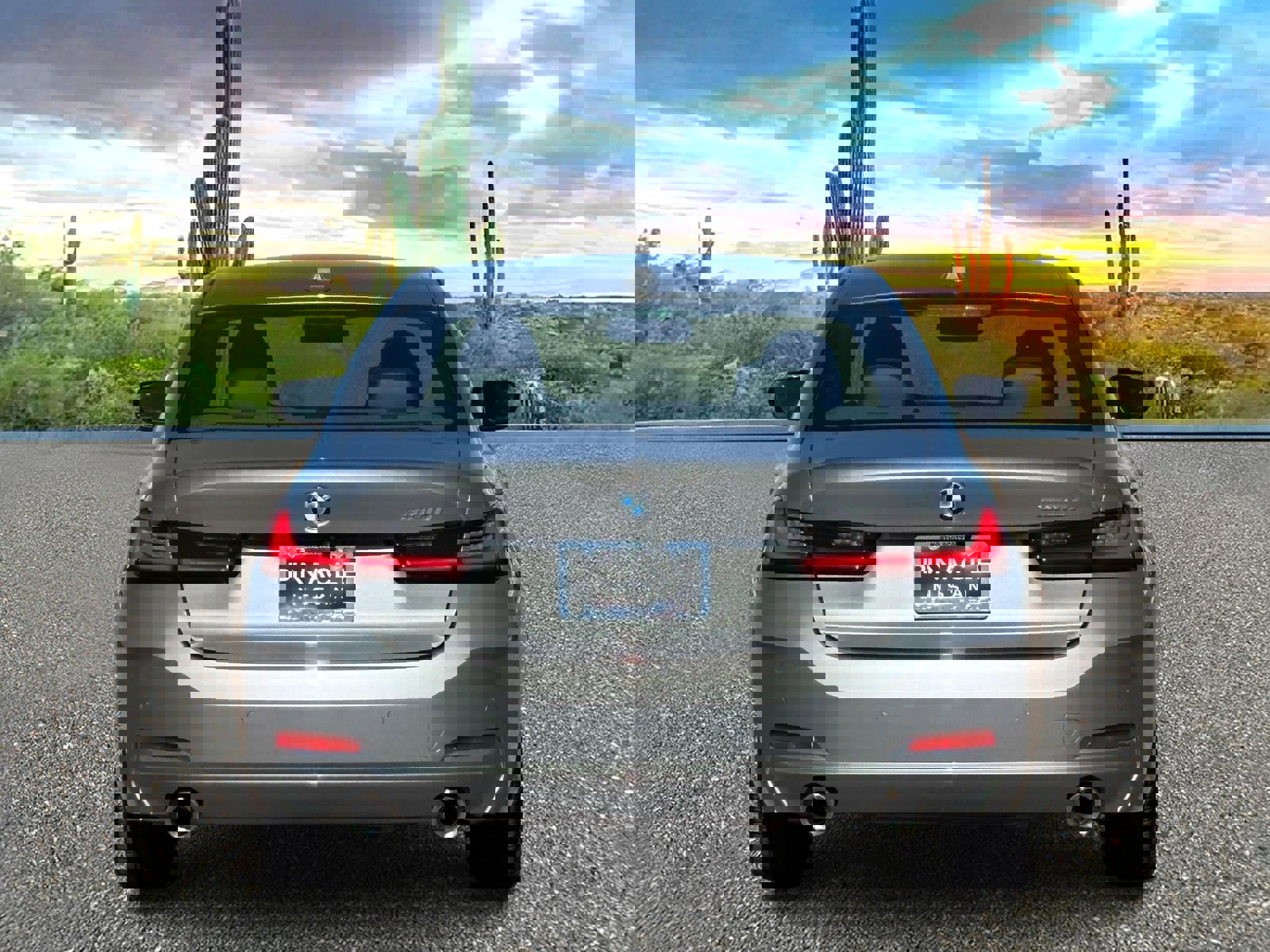 Used 2024 BMW 330i Sedan image 5