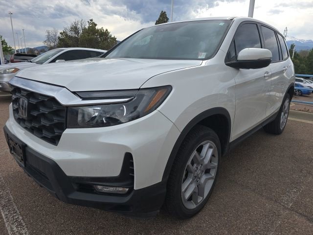 Used 2024 Honda Passport EX-L image 3