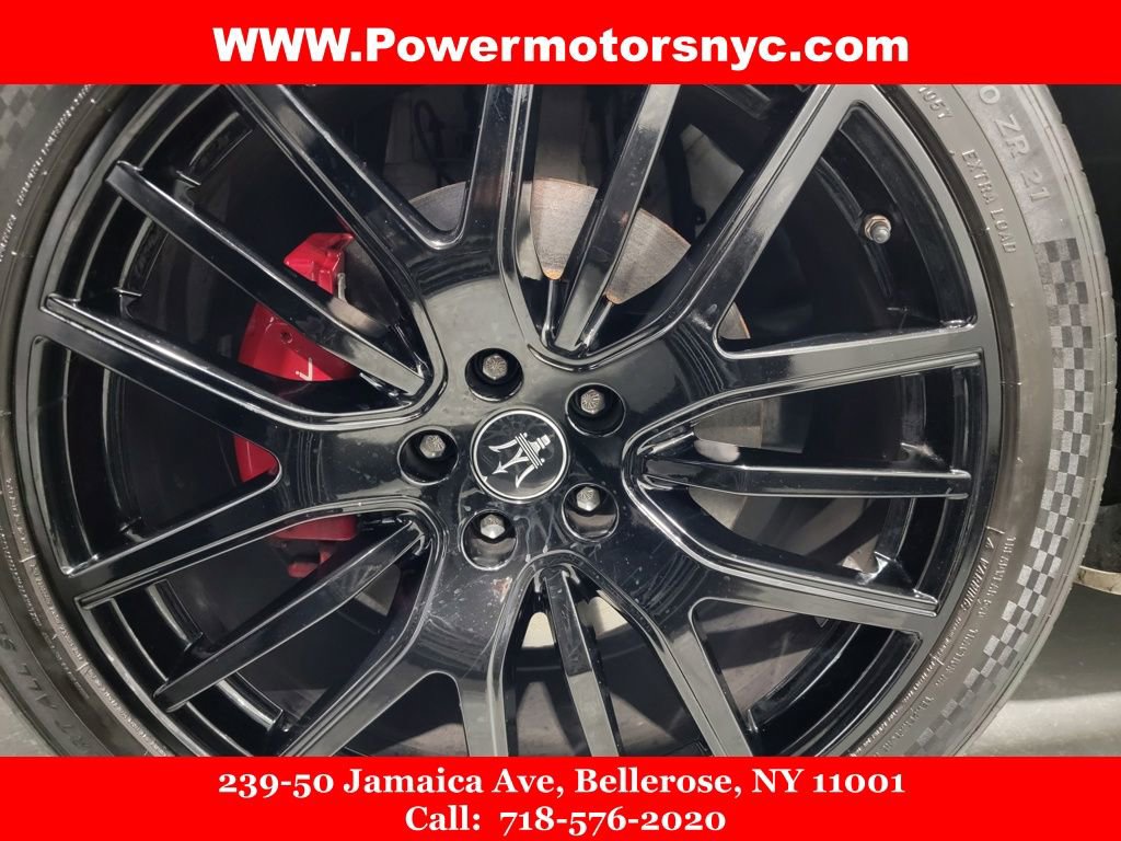 Used 2022 Maserati Levante GT image 16